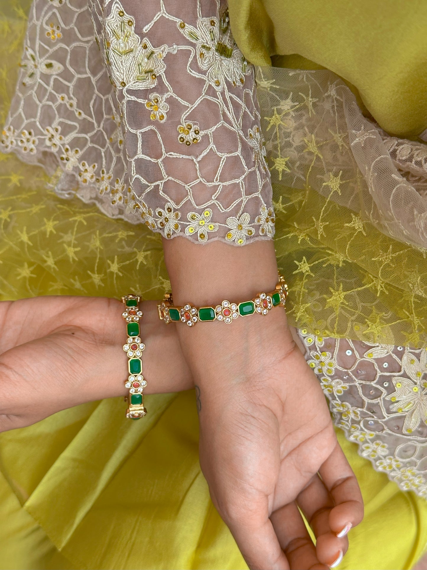 Rajni Floral Bangle Set