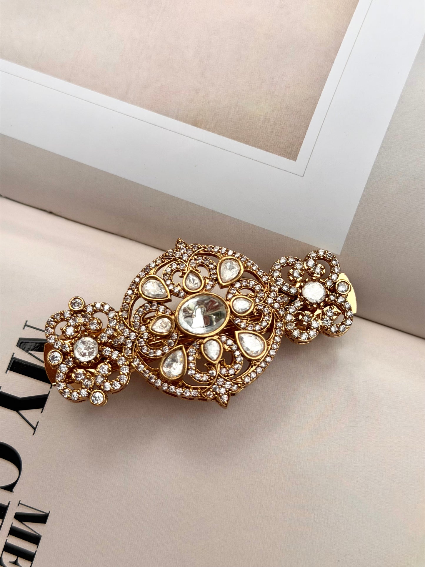 Arifa Kundan Festive Hairclip