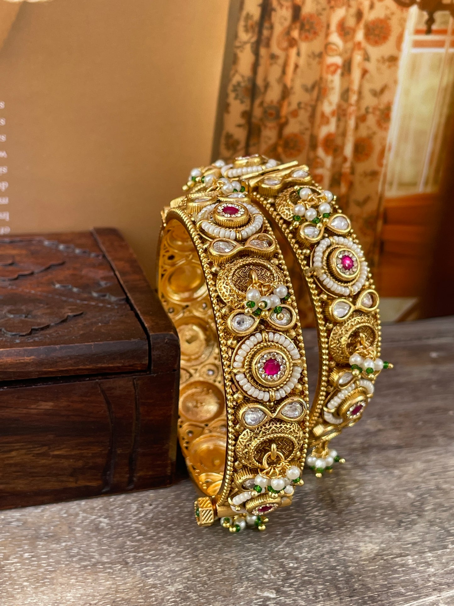 Aura Antique Openable Bangles-2.4/2.6