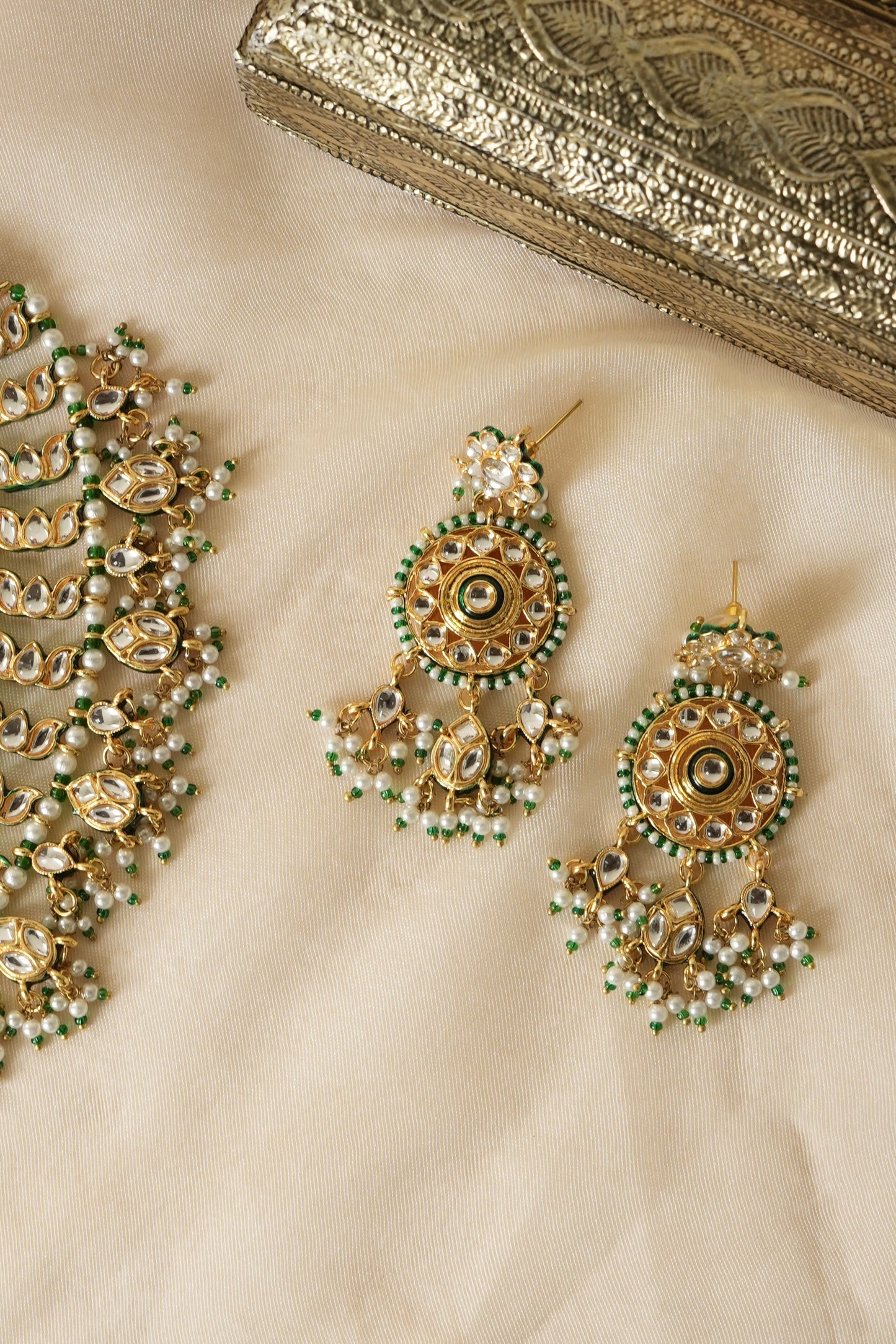 Vasant Kundan Necklace Set