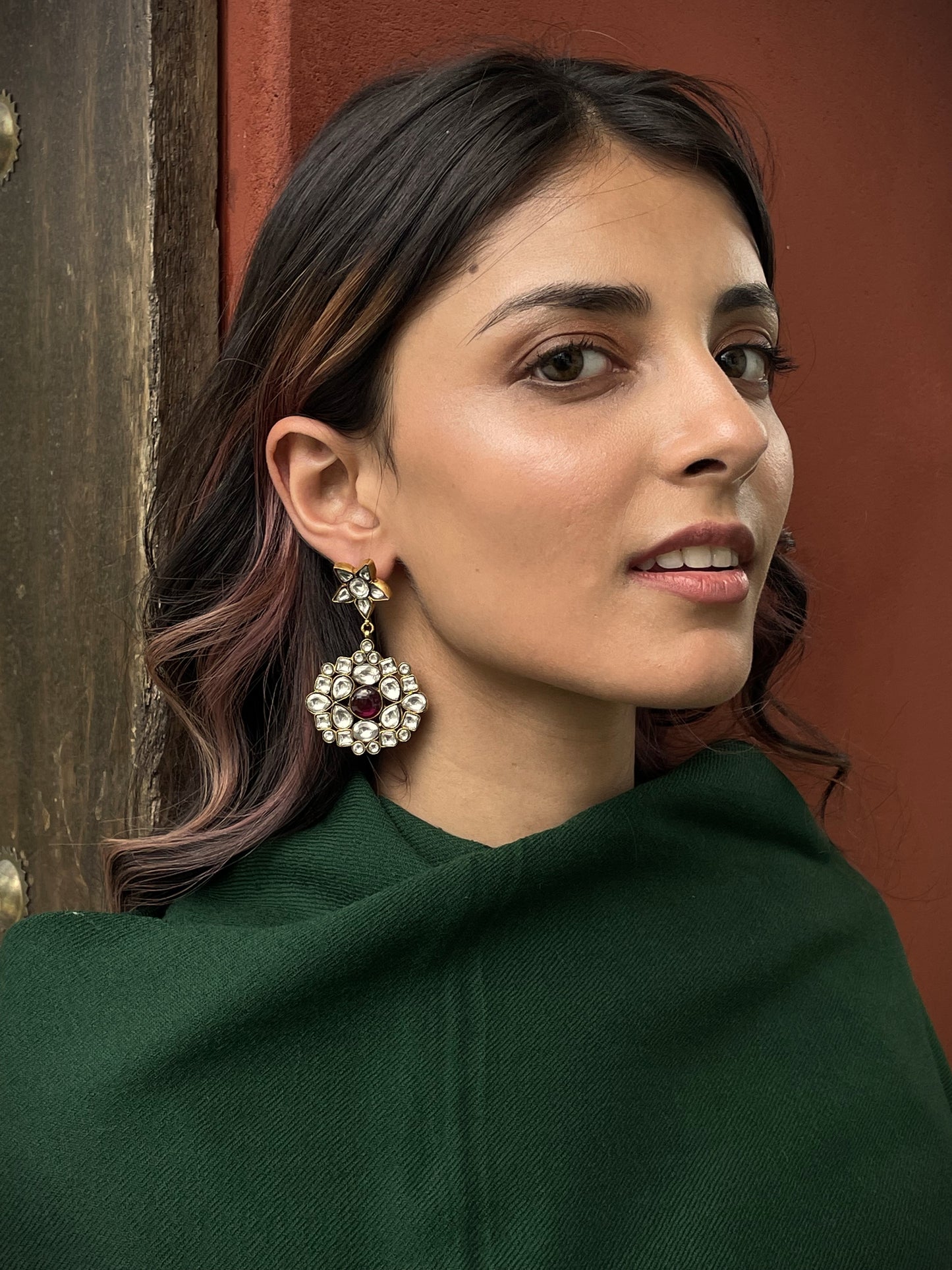 Soleil Moissanite Polki 18kt Gold Polish Earrings