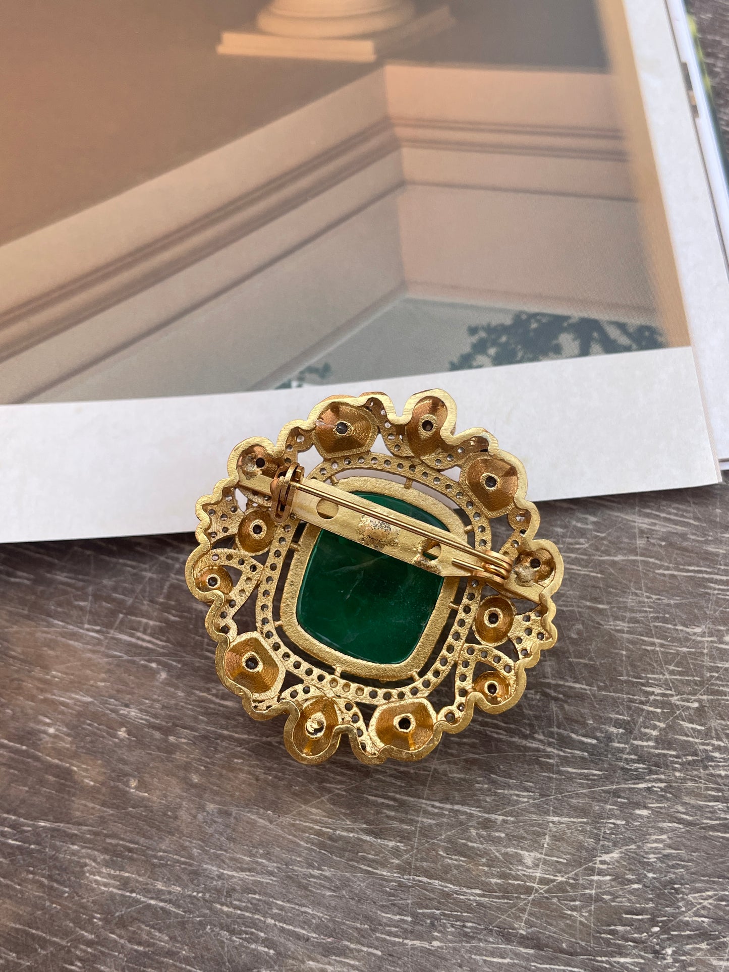 Arjun Emerald Polki Brooch