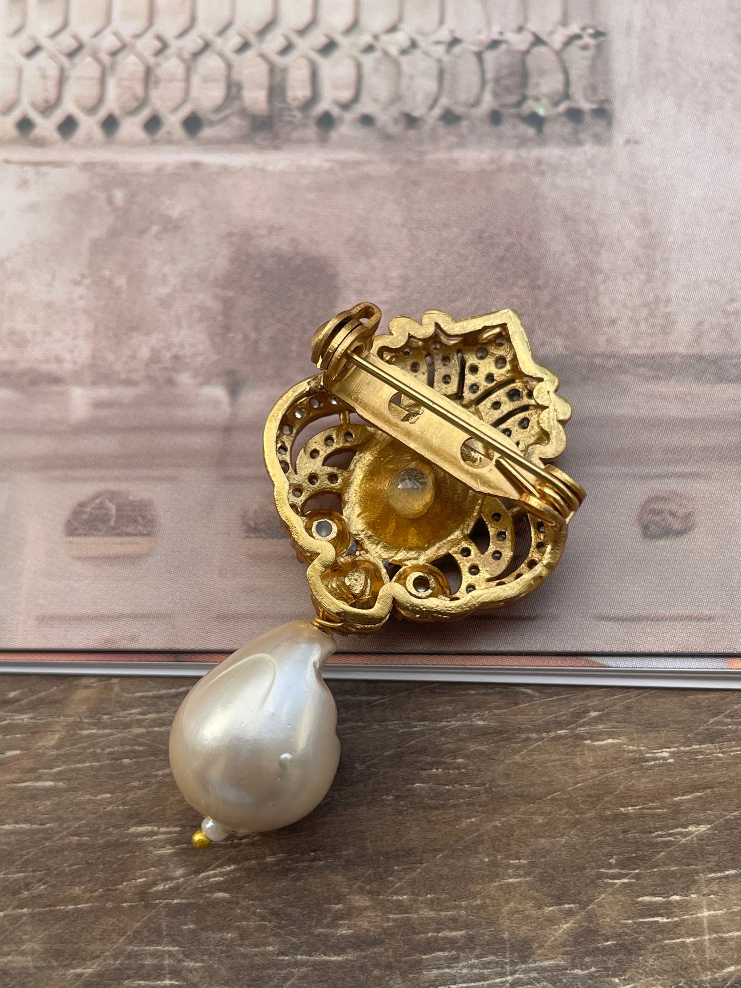 Chandra Polki Pearl Brooch