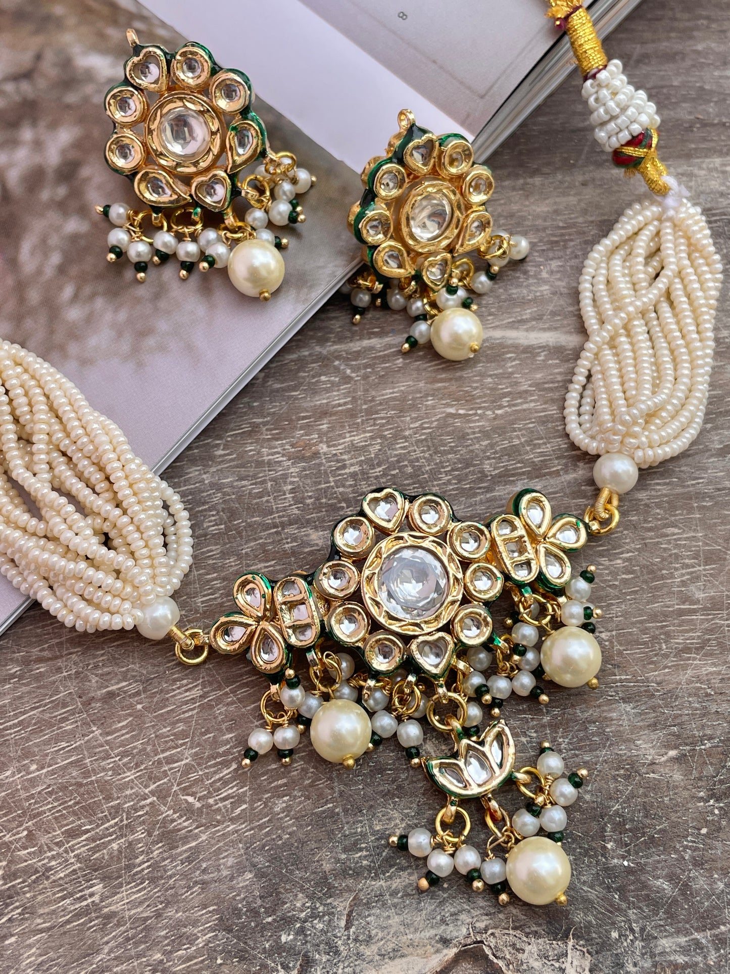 Mukti Kundan and Pearl Necklace Set
