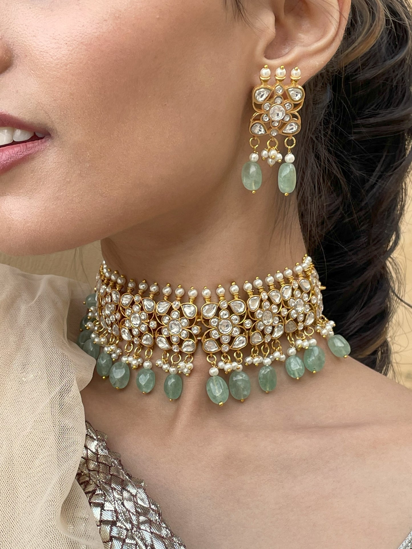 Gayatri Polki Emerald Choker Necklace Set