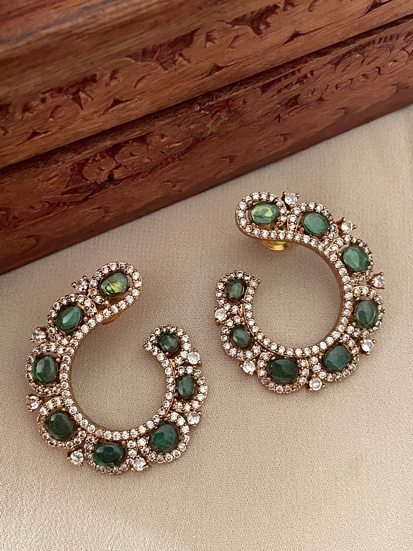 Neerja Emerald Earrings