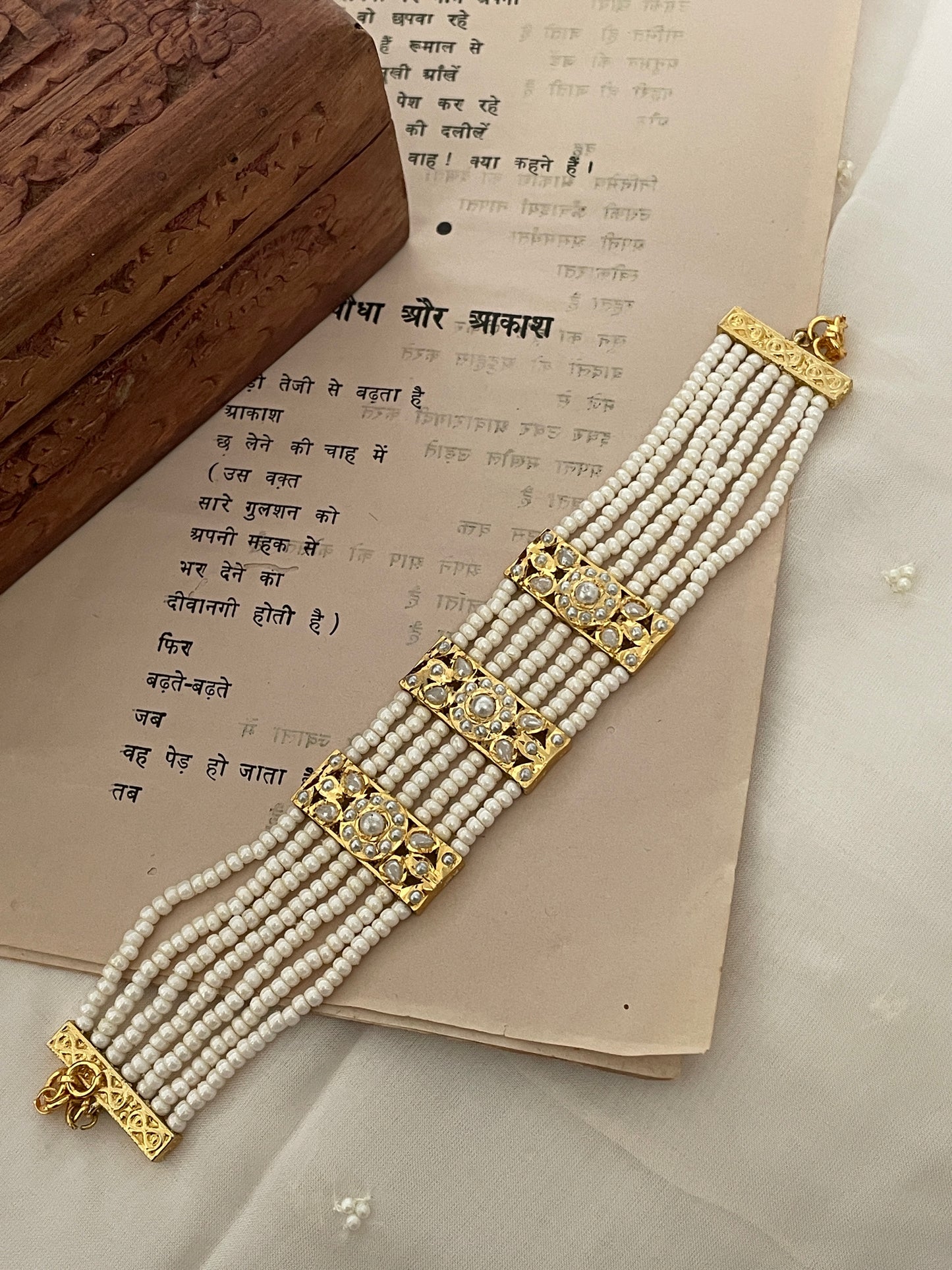 Leela Pearl Bracelet