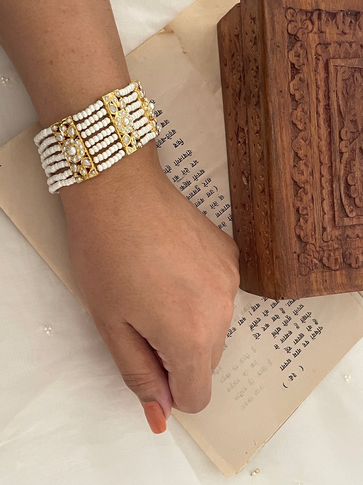 Leela Pearl Bracelet