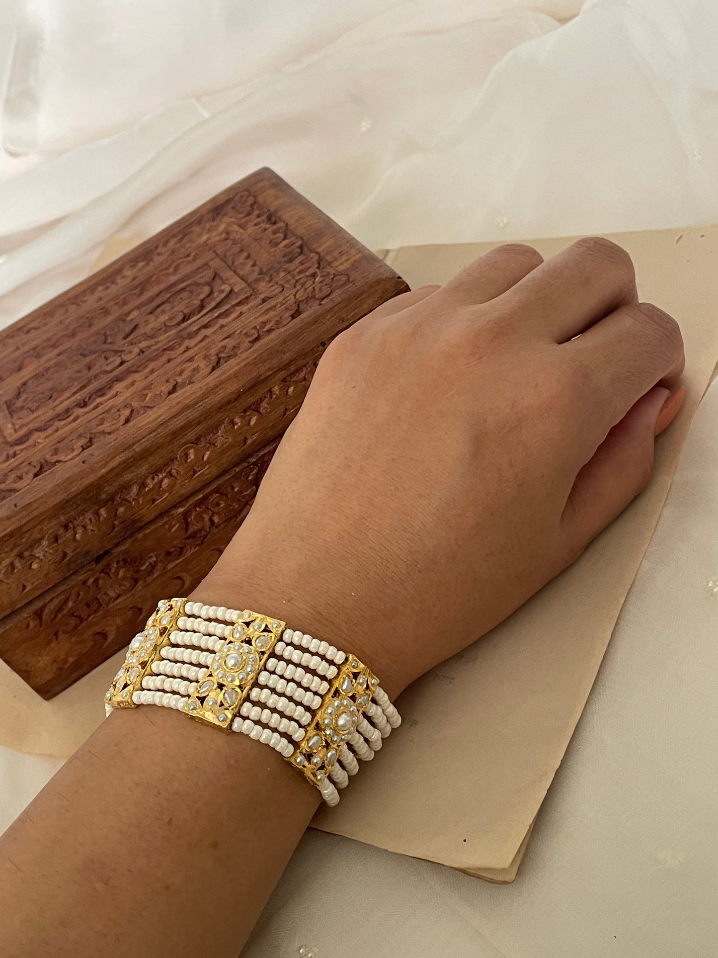 Leela Pearl Bracelet