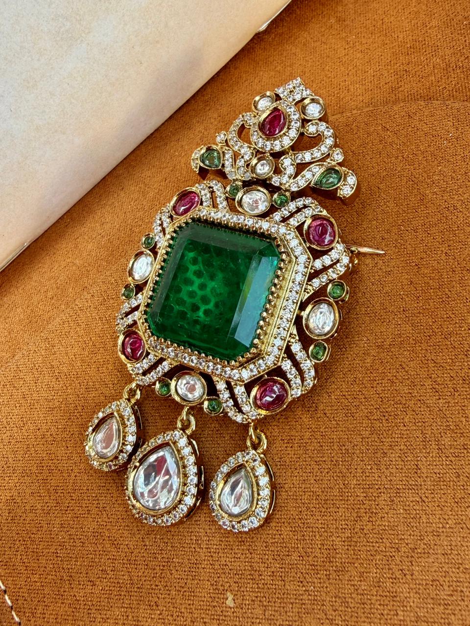 Fateh Emerald Polki Brooch