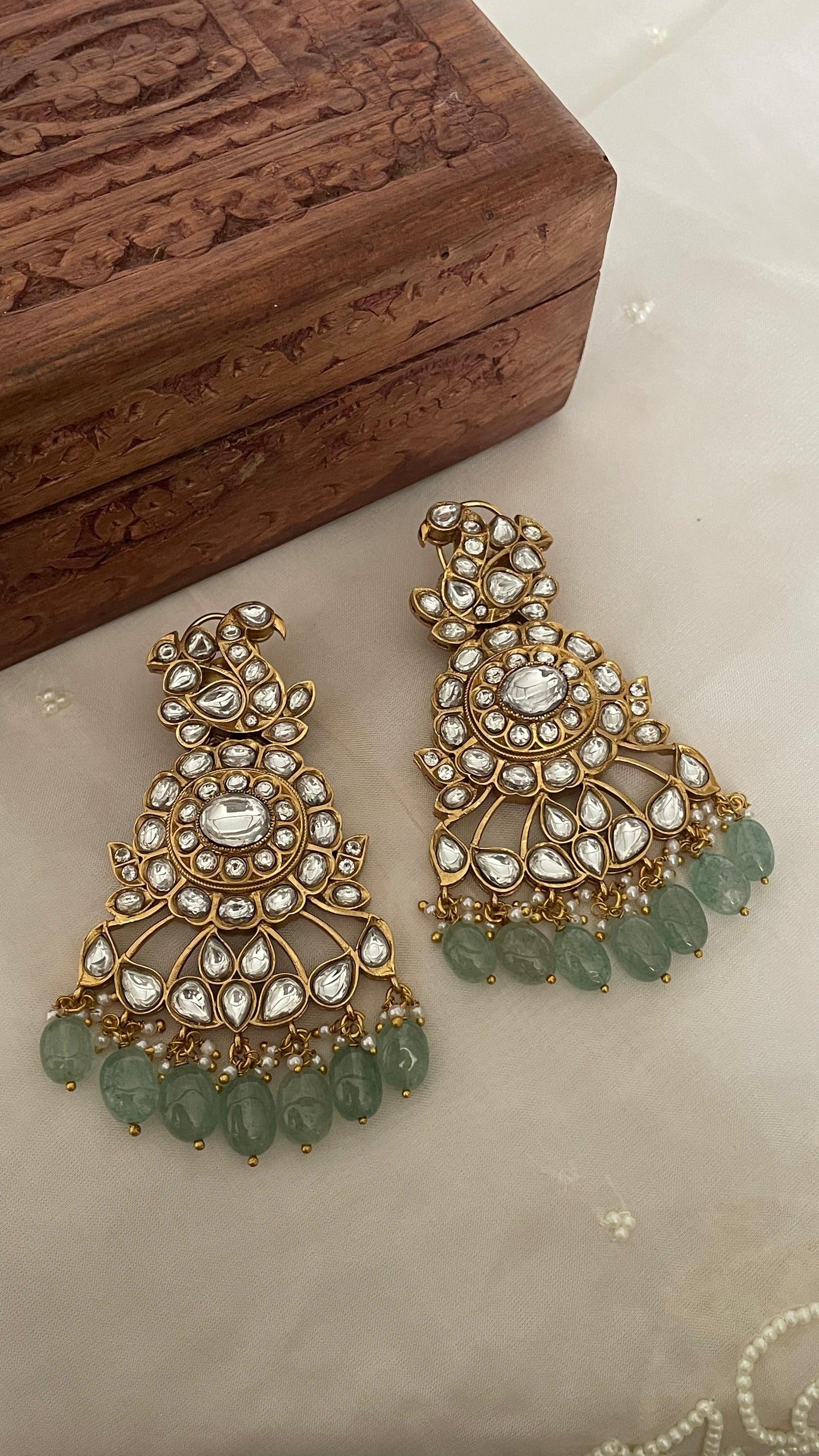 Pre Order – Jaya White Polki Necklace Set