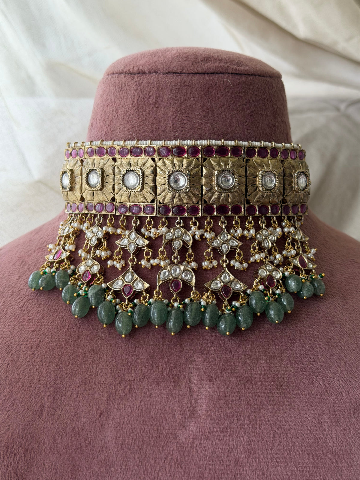 Sabira Antique Gold Polki Choker Necklace Set
