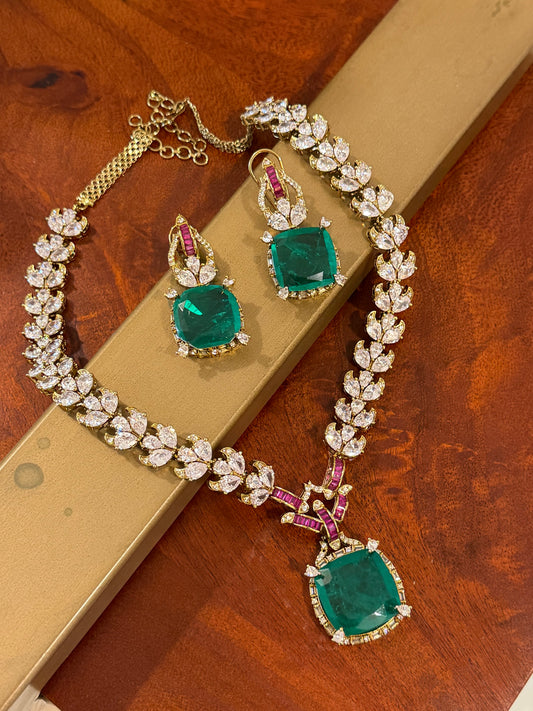Asahi Emerald Zircon Real Gold Look Necklace Set