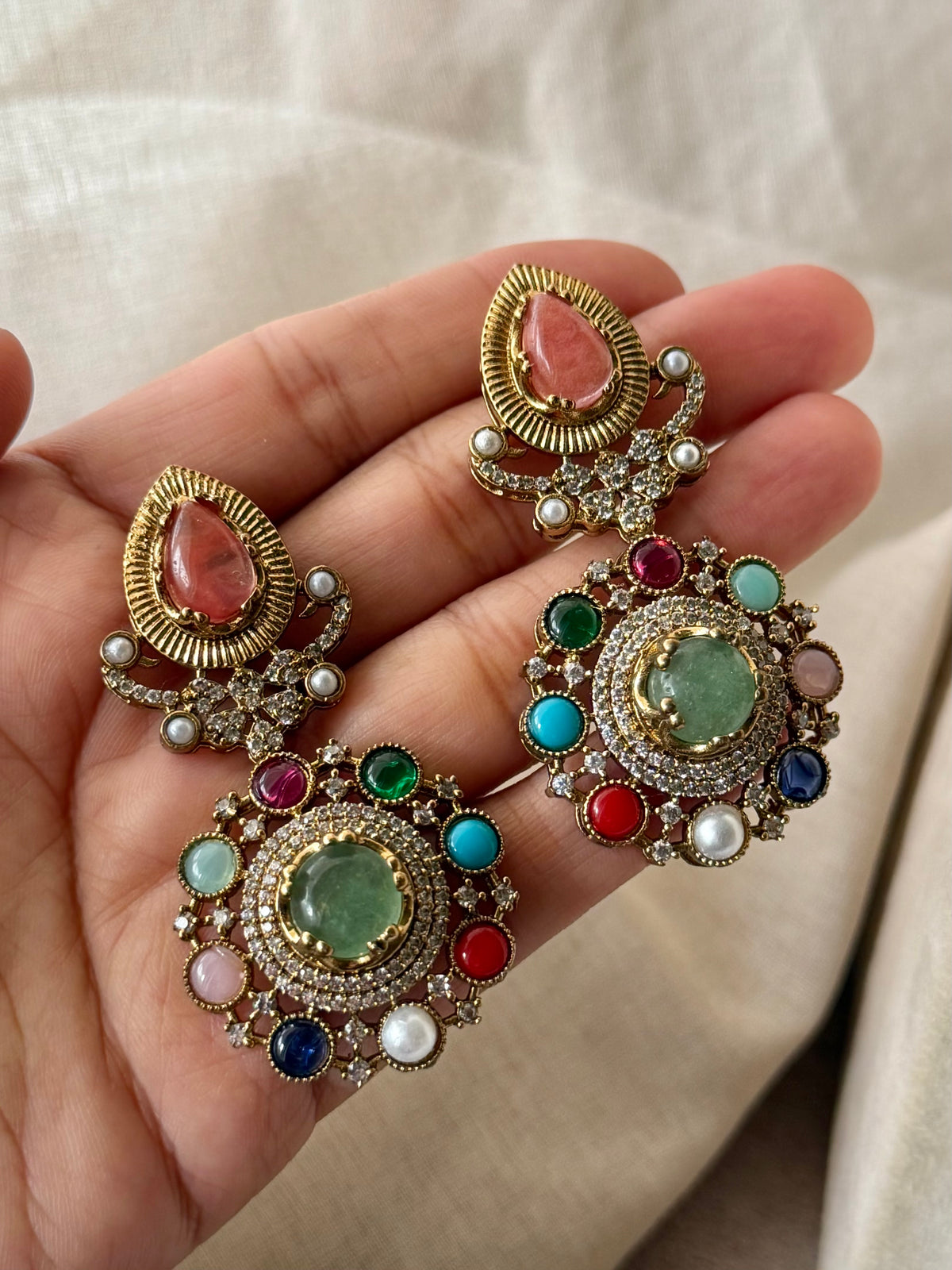 Nibha Multi Fusion Choker Necklace Set