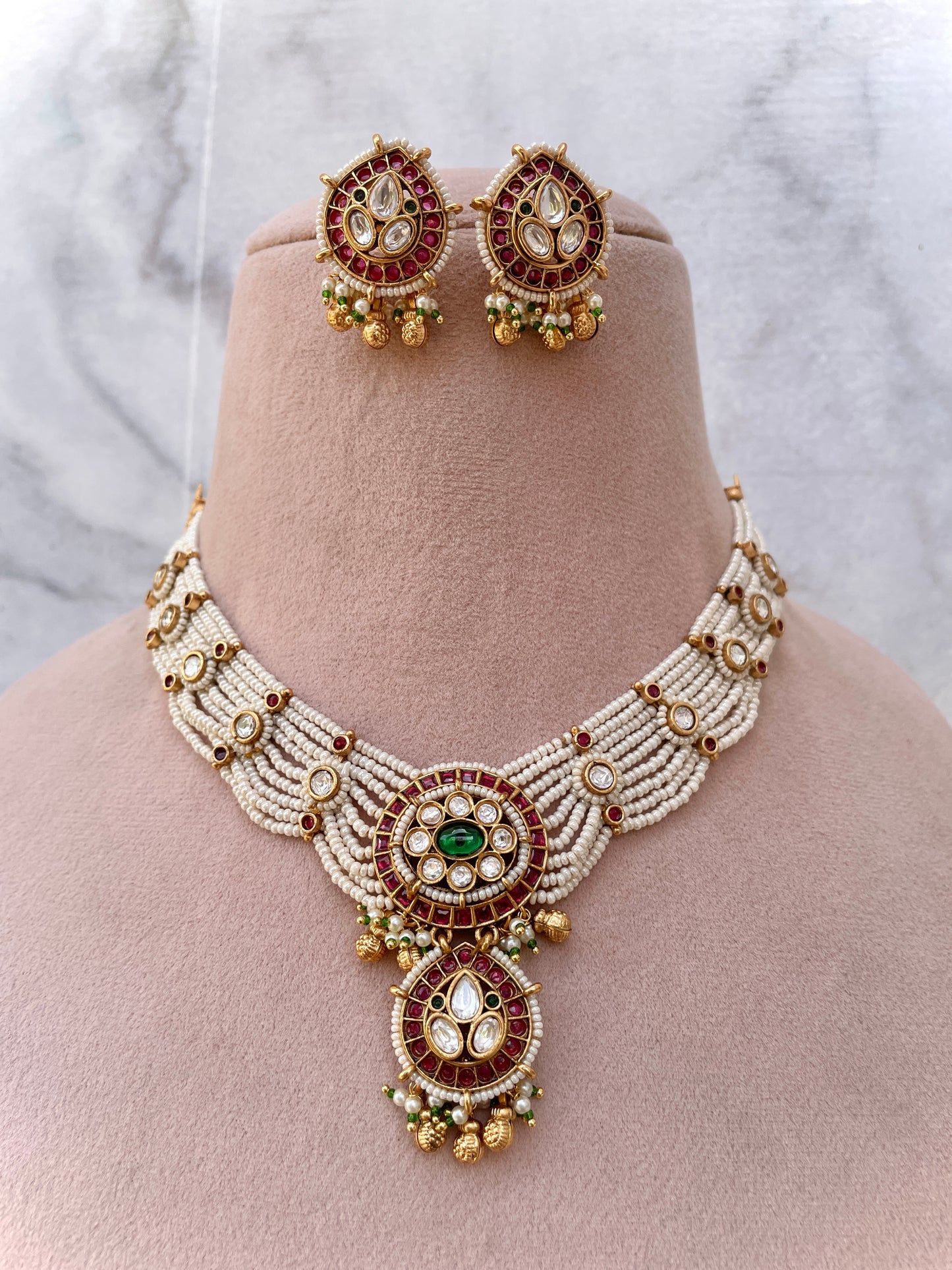 Tulsi Antique Pearl Necklace Set