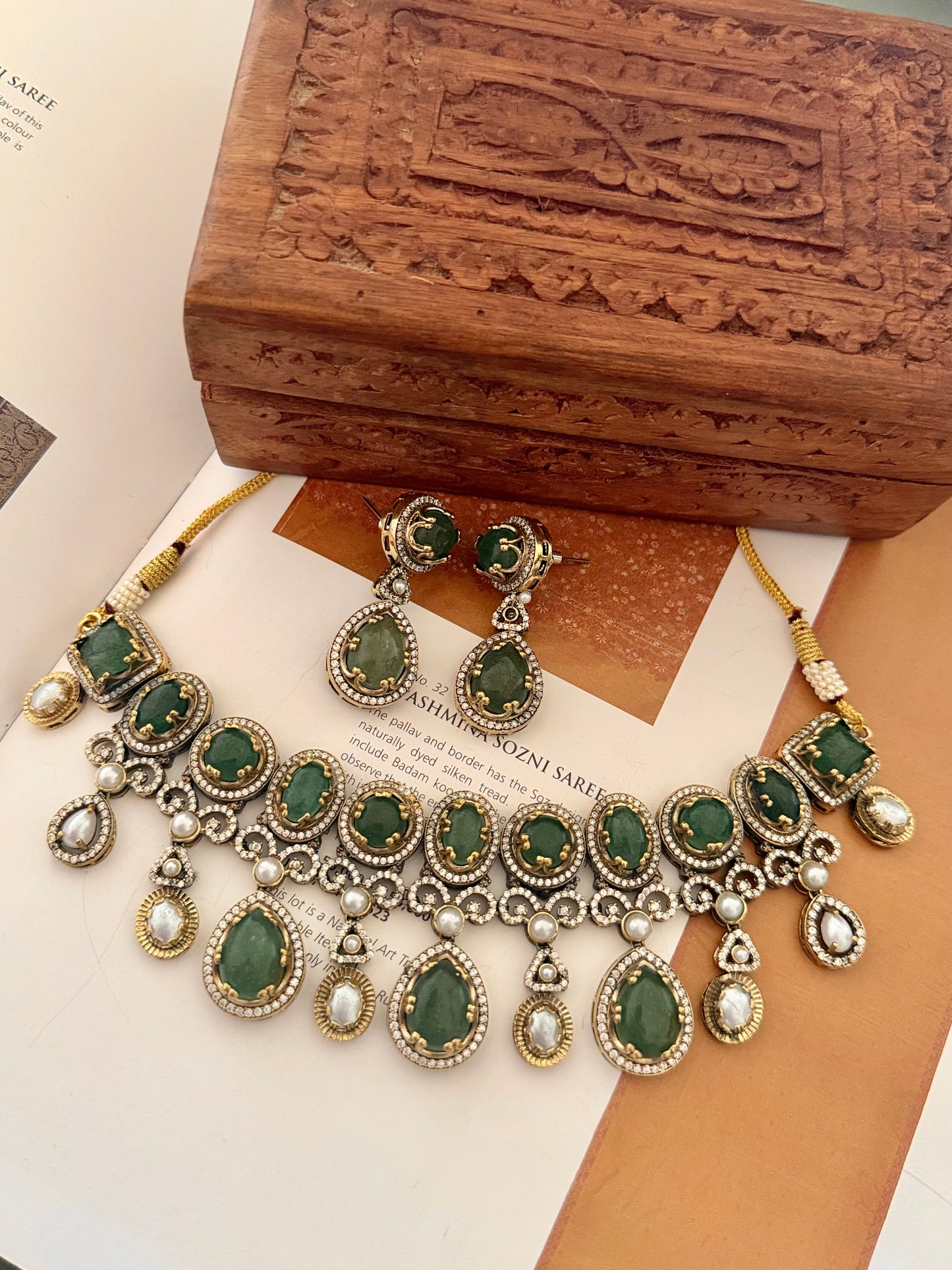 Narmada Onyx Necklace Set