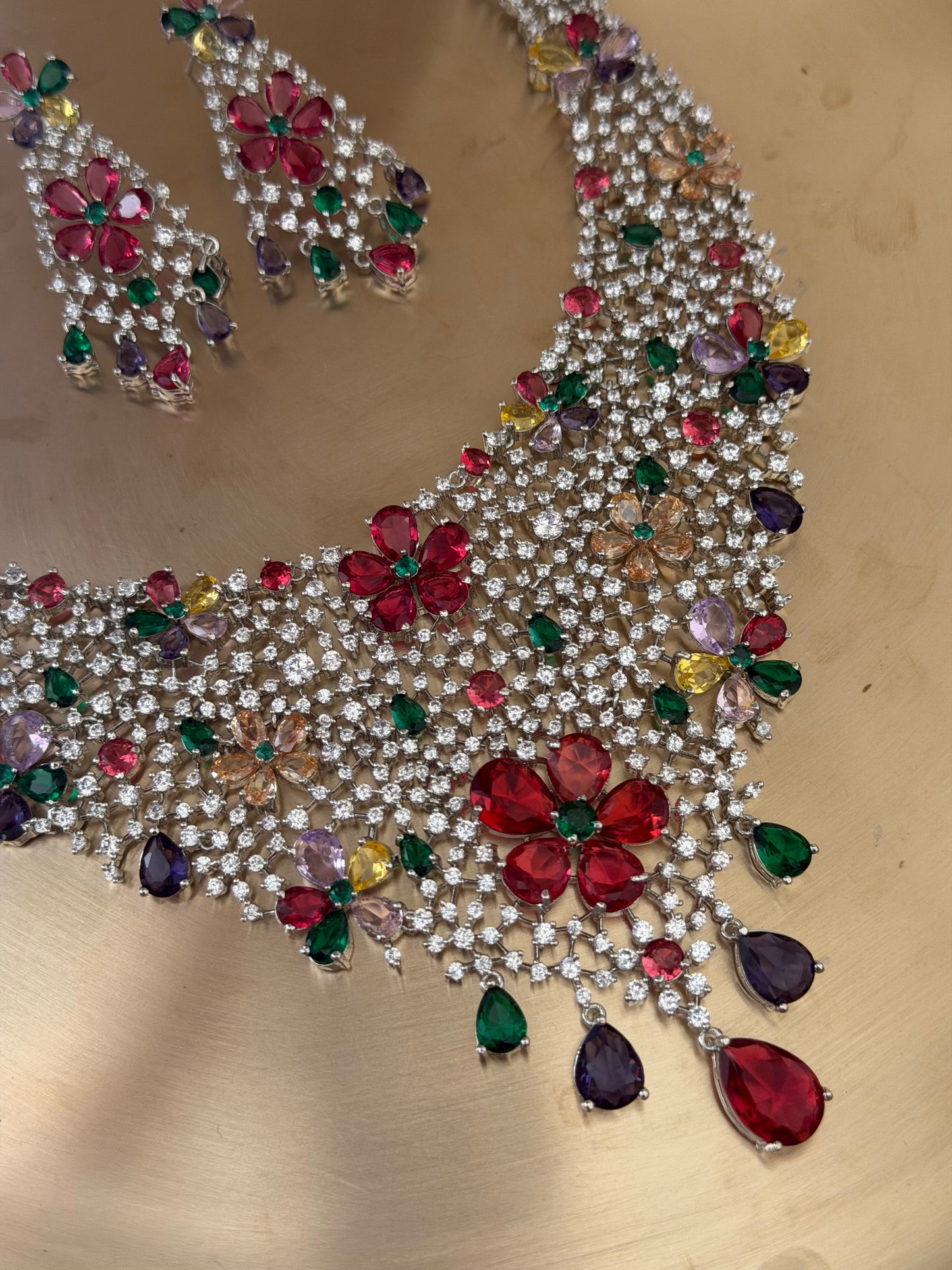 Floral Fantasy Zircon Necklace Set