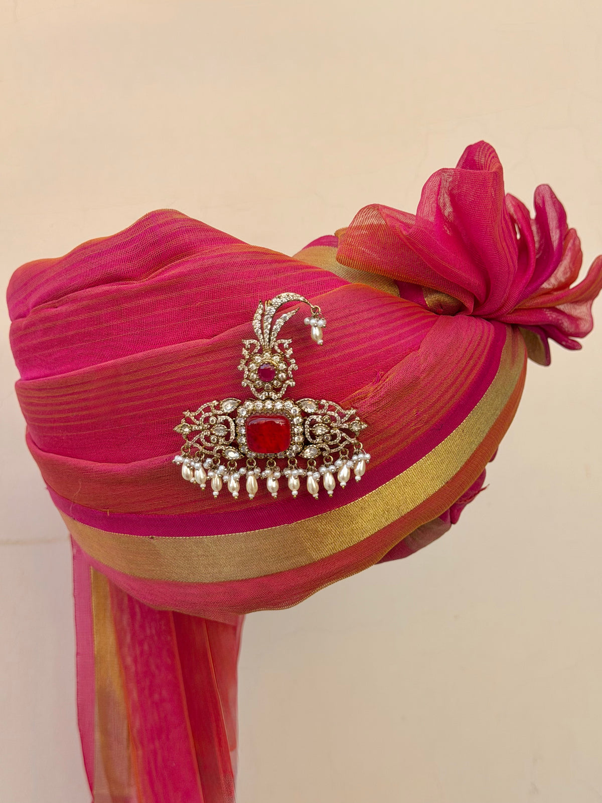 Udayveer Regal Polki Kalgi
