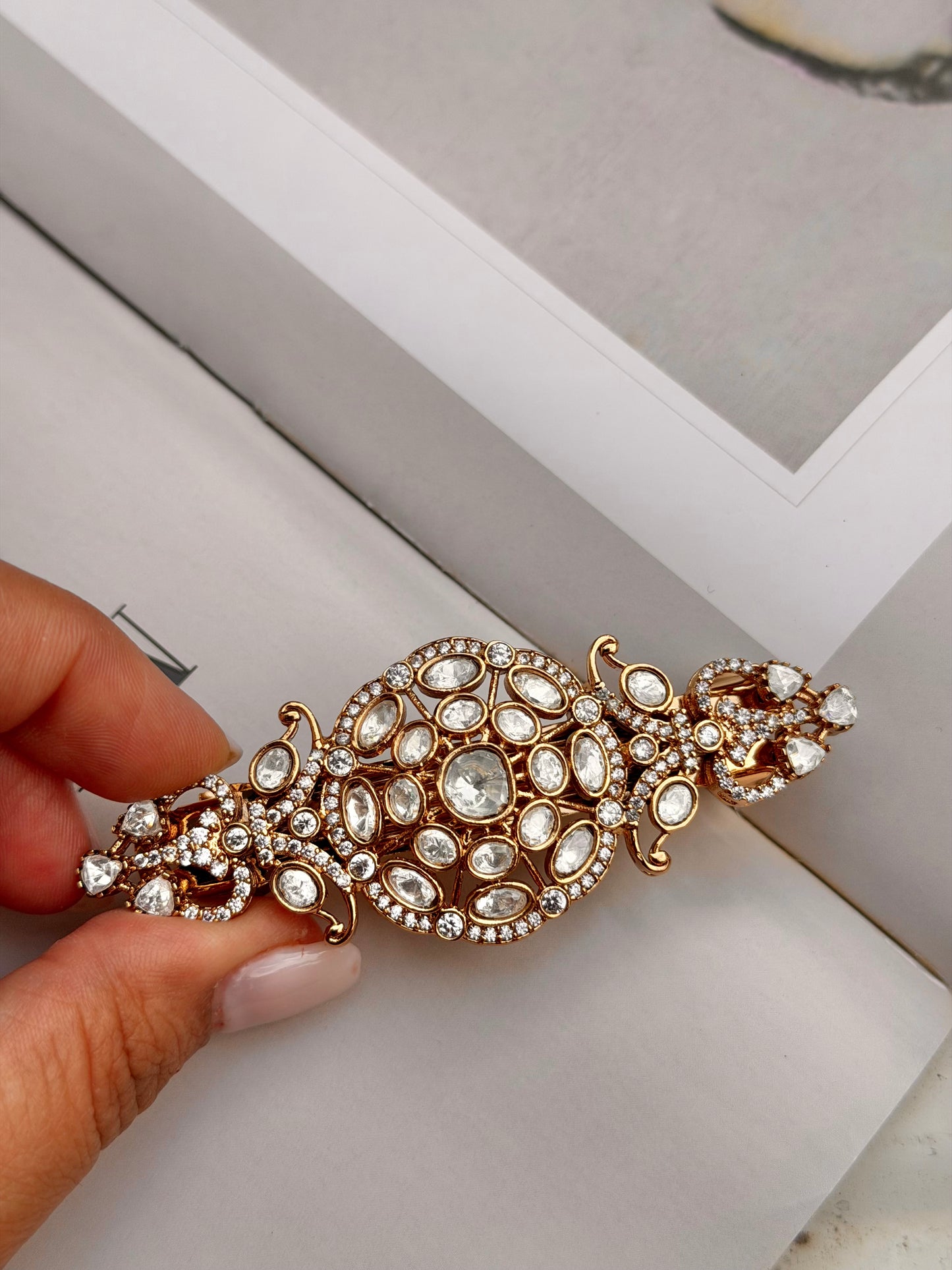 Devipri Kundan Hairclip - Bun Jewellery