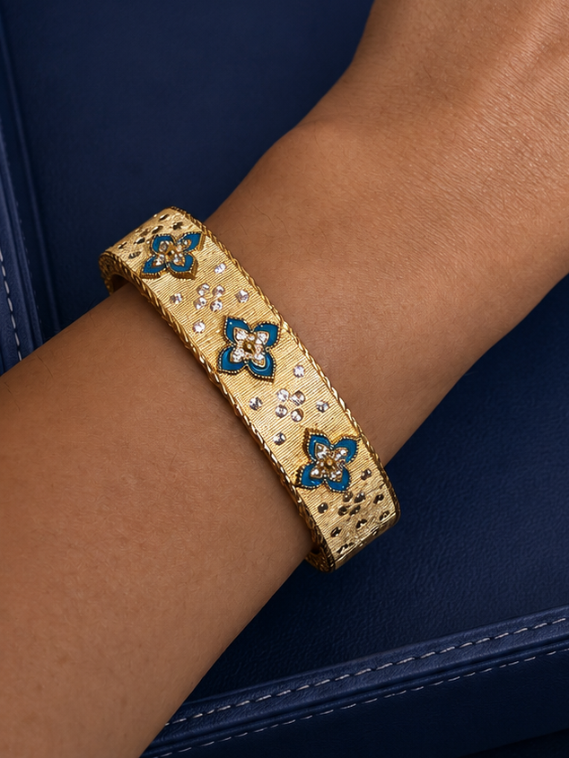 Clover Textured Gold Bangle- Blue