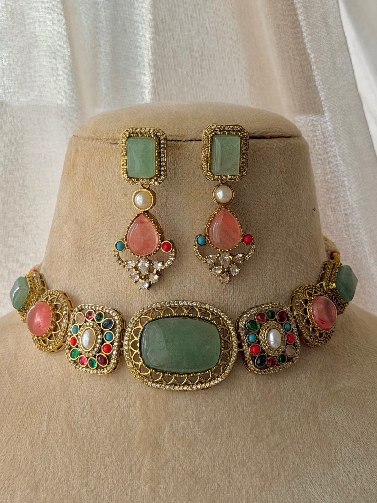 Nitara Regal Multicolour Fusion Set