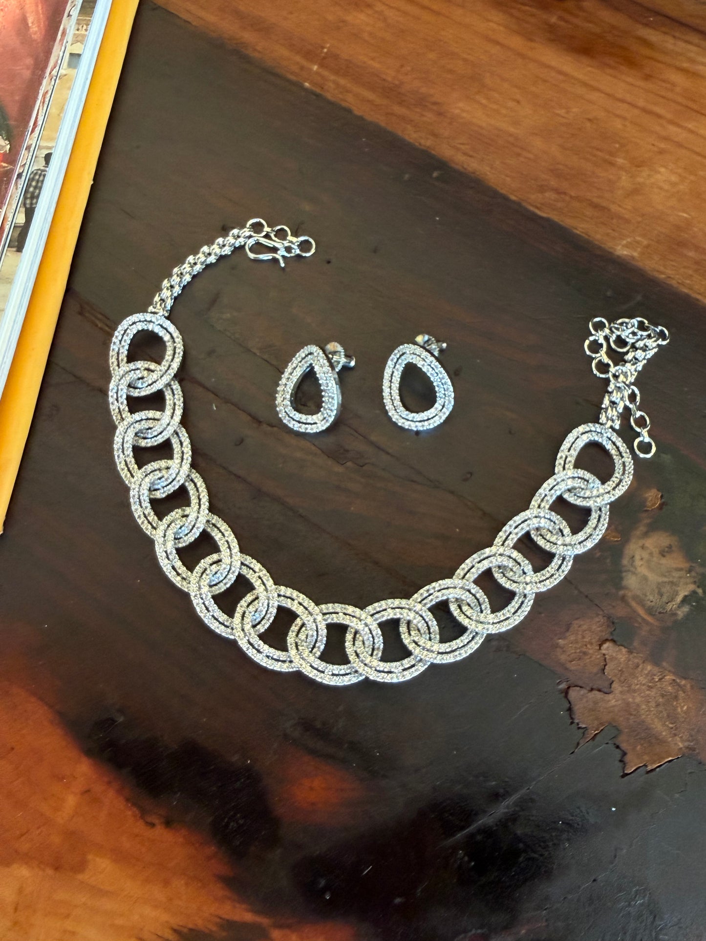 Laila Link Zircon Necklace Set