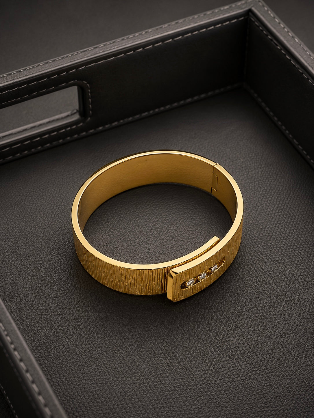 Triology Gold Oval Bangle