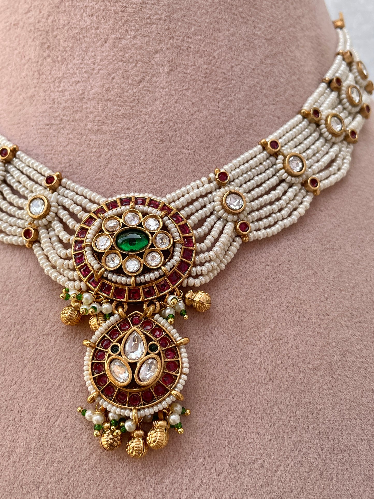 Tulsi Antique Pearl Necklace Set