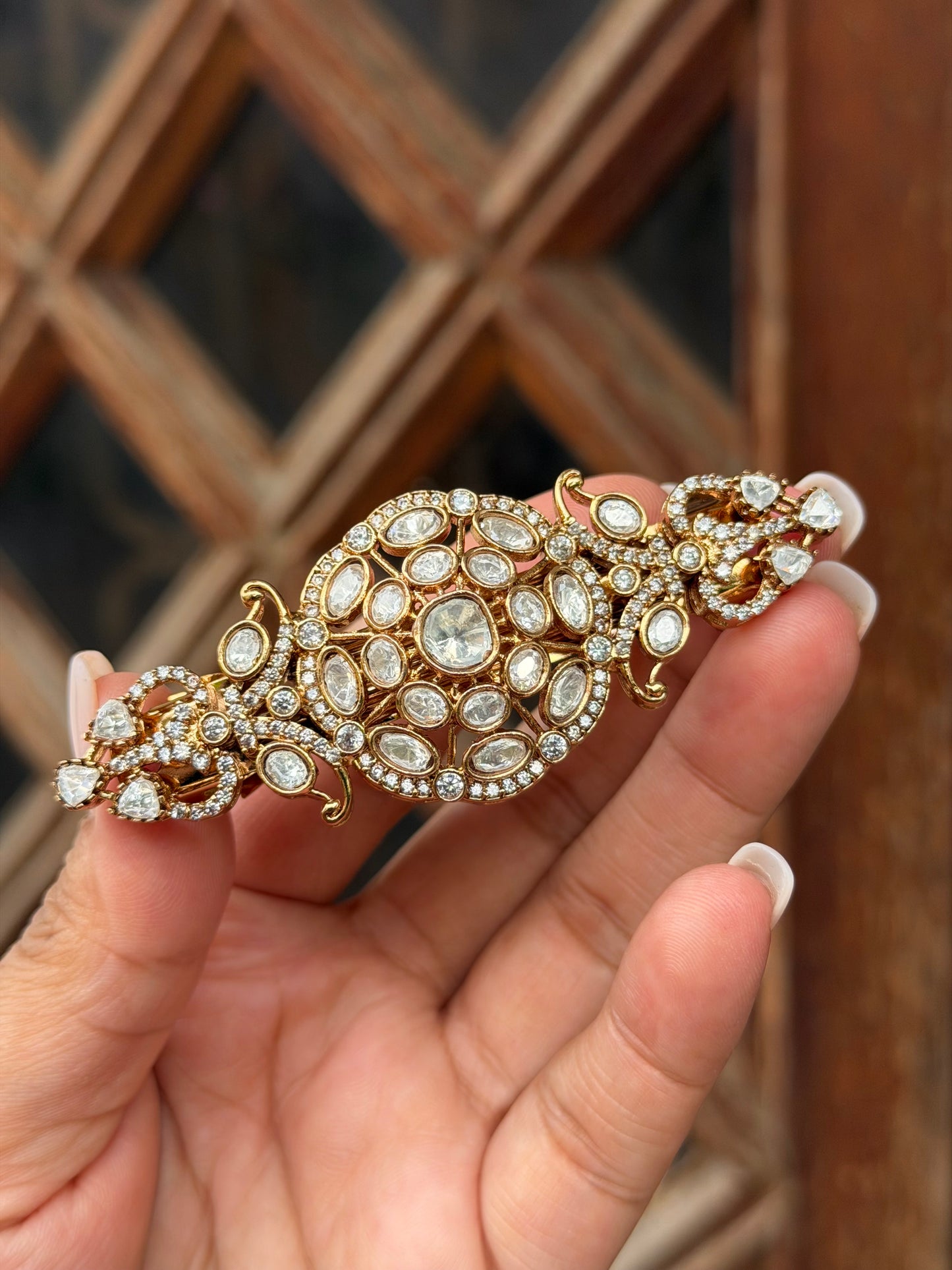 Devipri Kundan Hairclip - Bun Jewellery