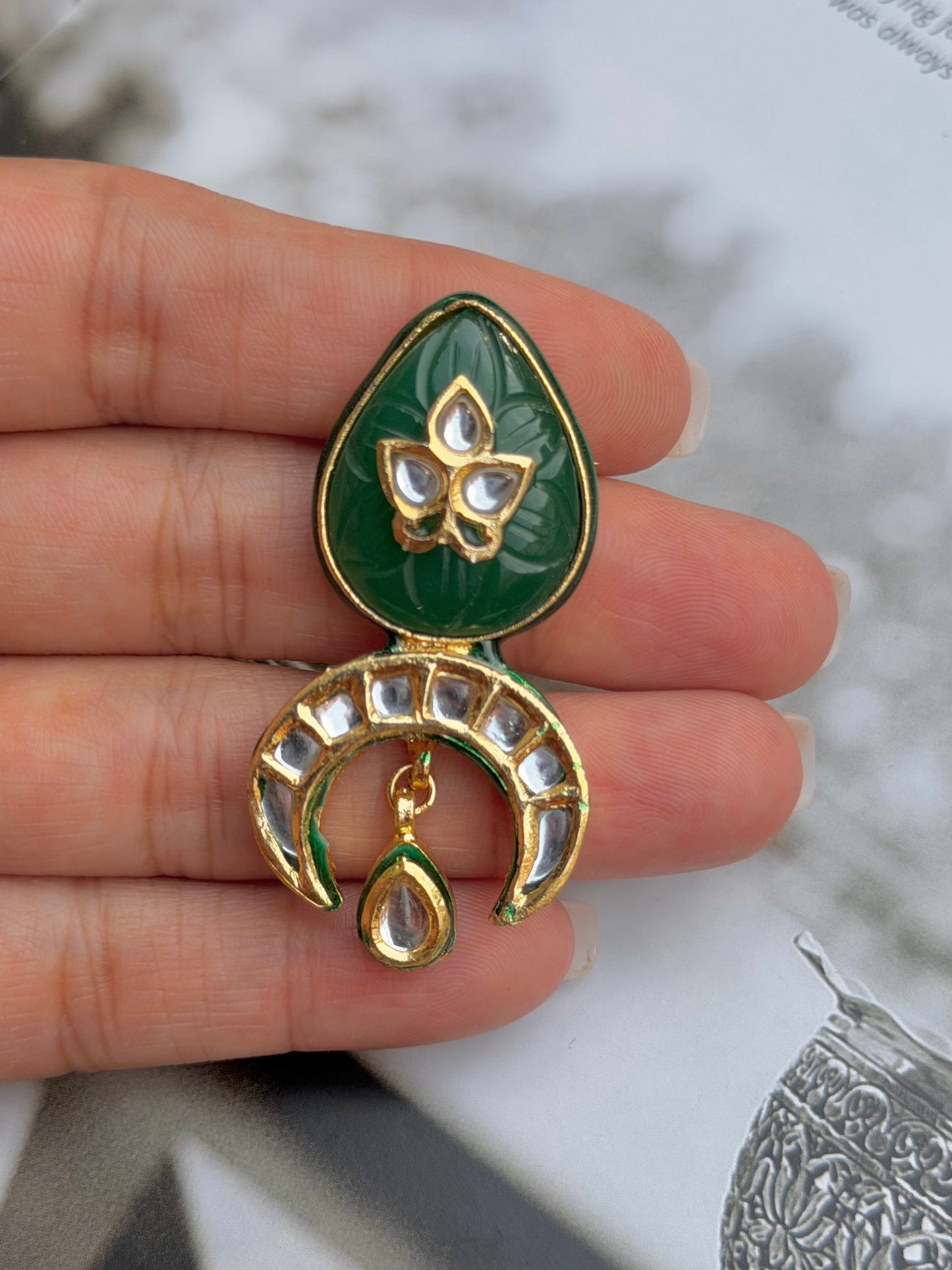 Ruveer Mens Kundan Green Brooch