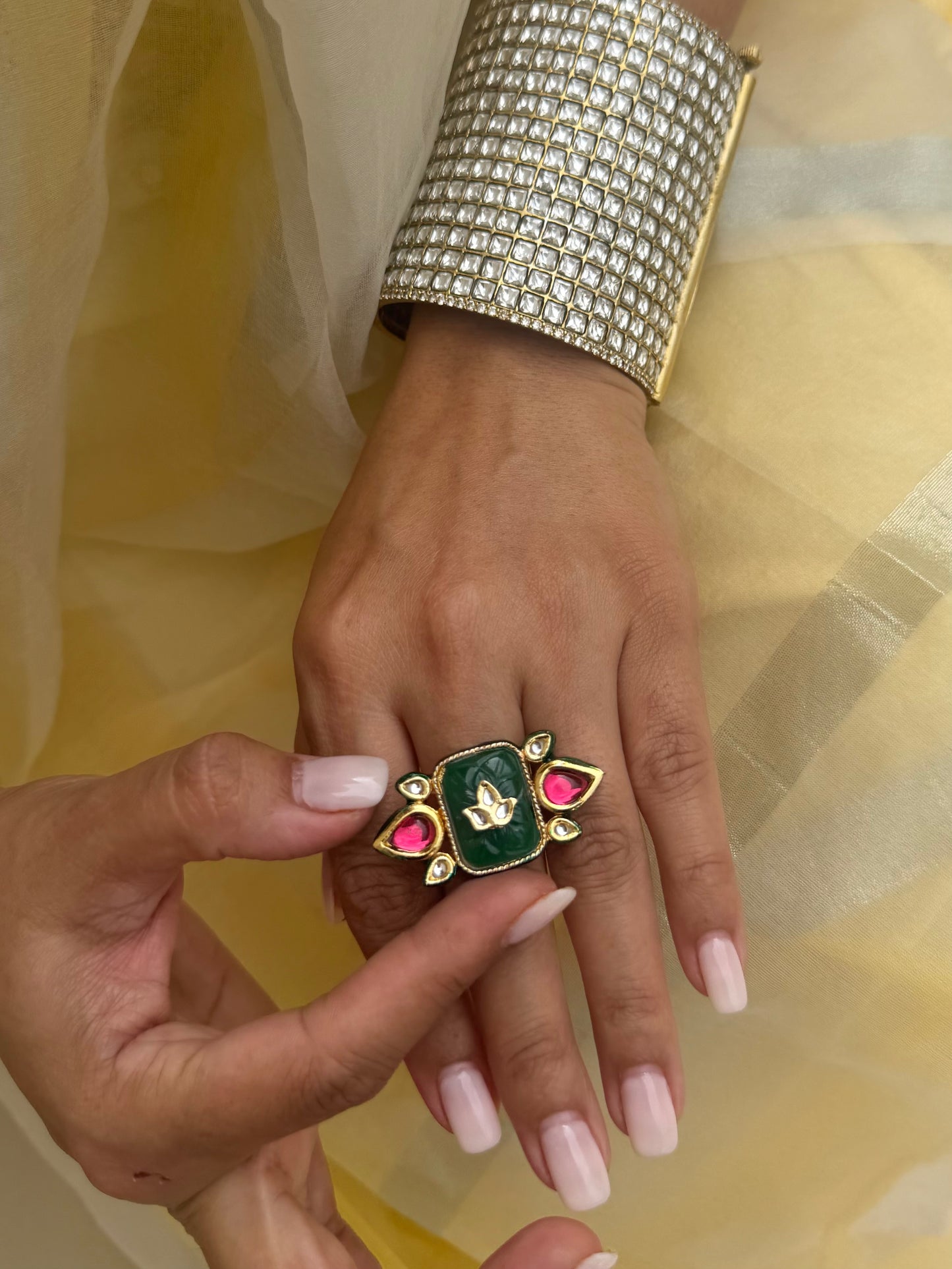 Durla Carved Emerald Adjustable Kundan Ring