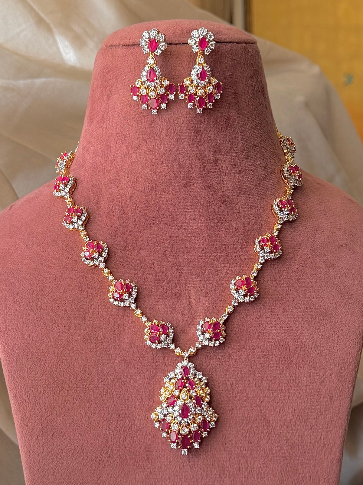 Giza Ruby Diamond Real Look Necklace Set