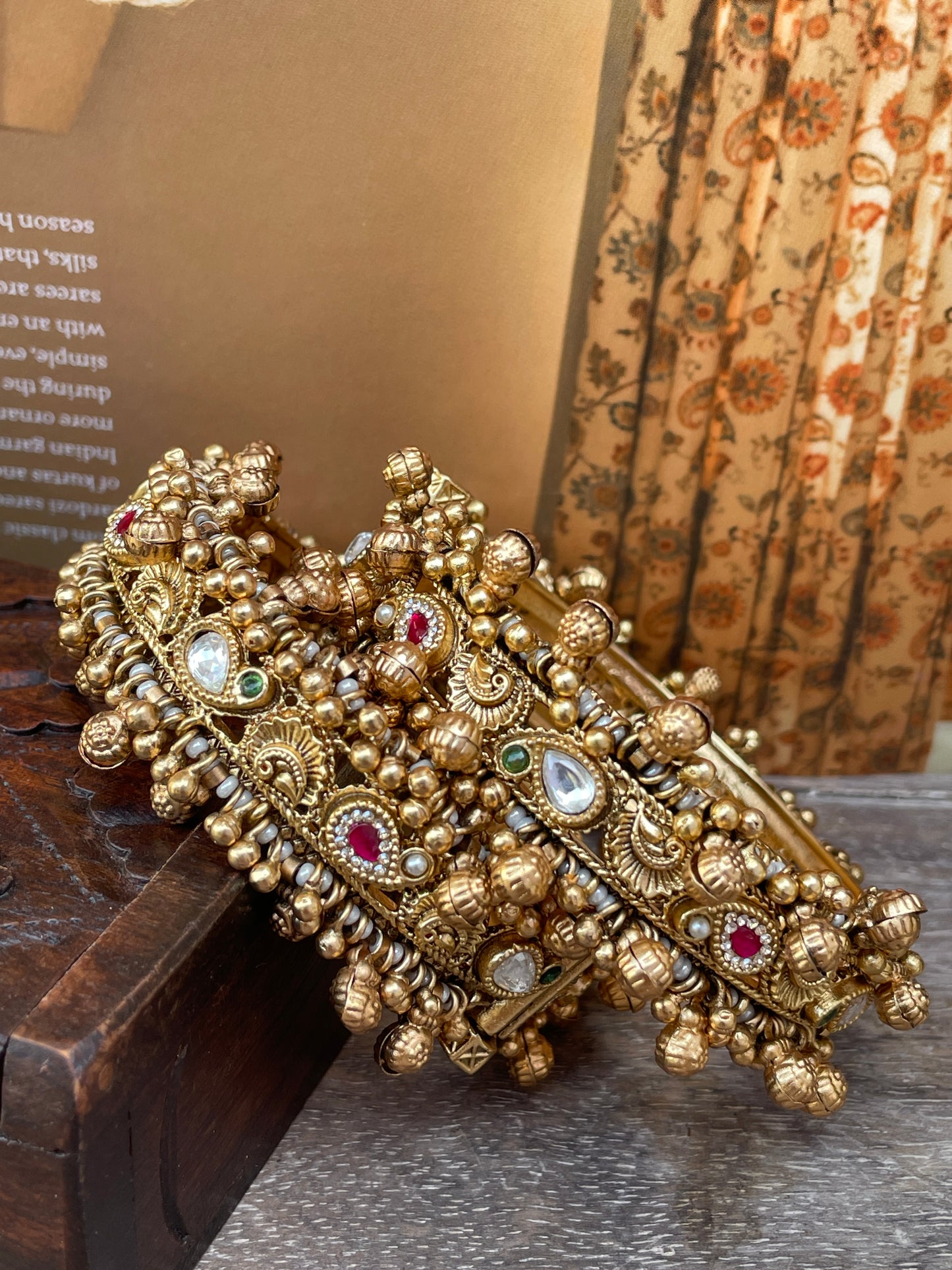 Taneira Antique Openable Ghungroo Bangle Set