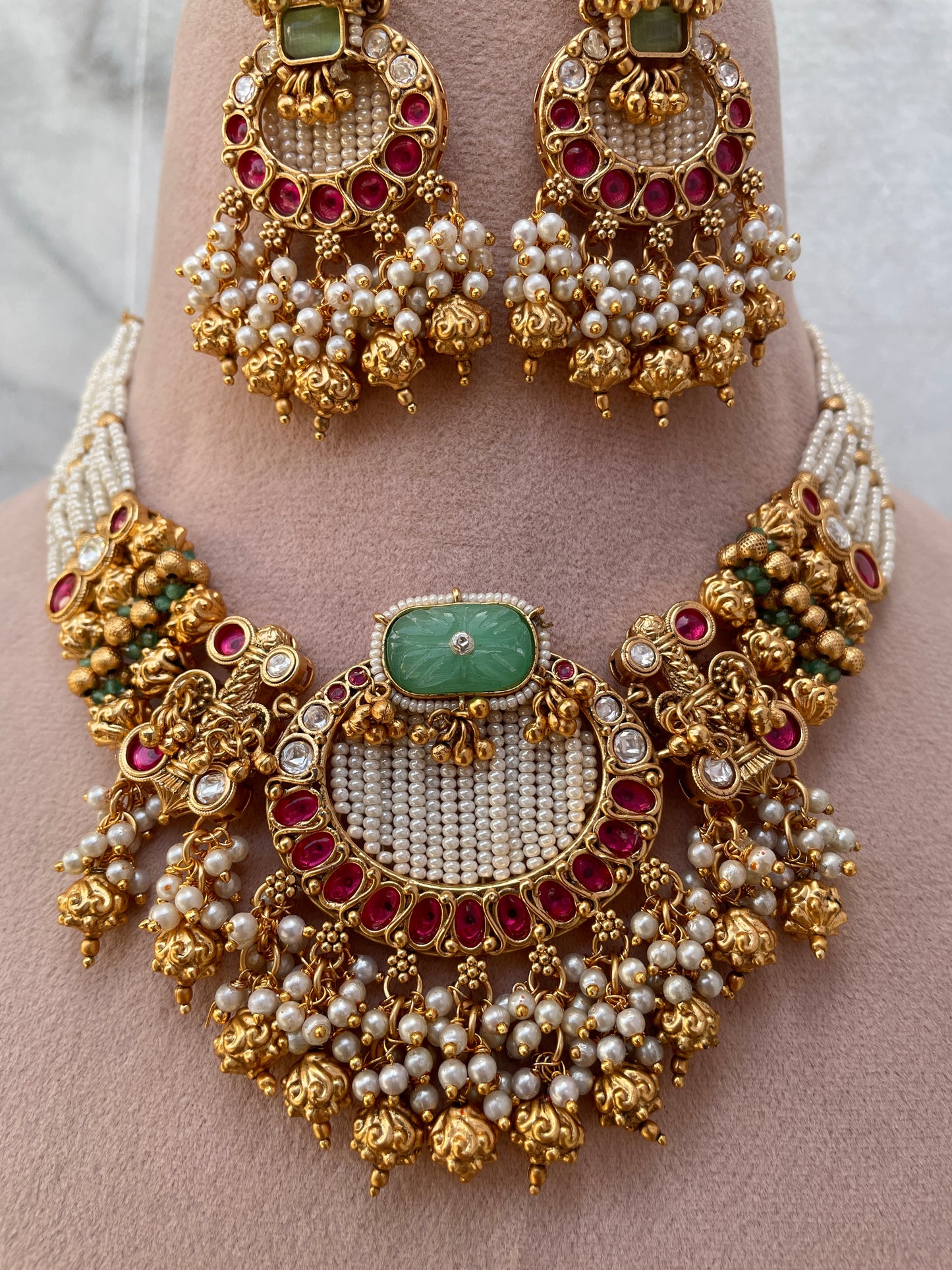 Sunmukh Antique Pearl Necklace Set