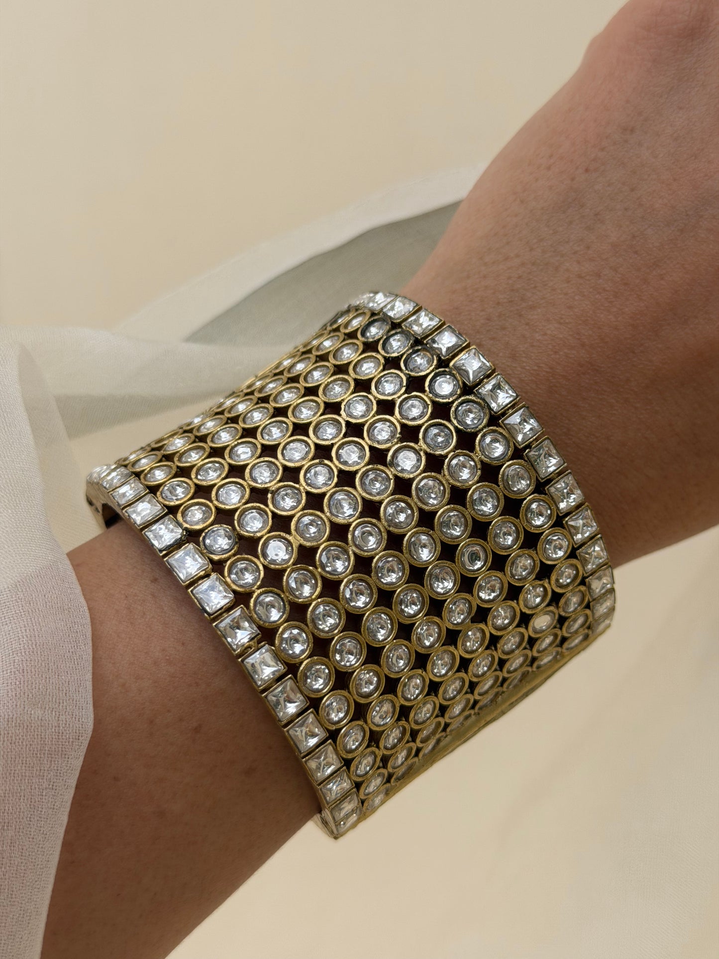 Kavya Kundan Statement Bangle- One size fits 2.4-2.6