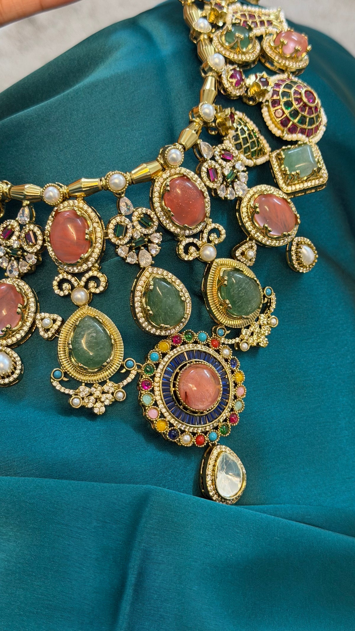 Reema Statement Fusion Necklace Set