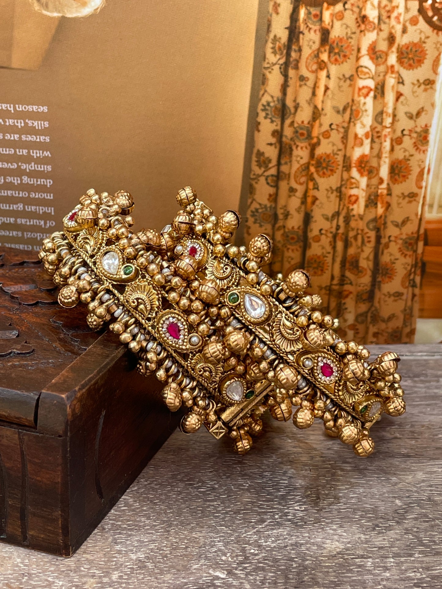 Taneira Antique Openable Ghungroo Bangle Set