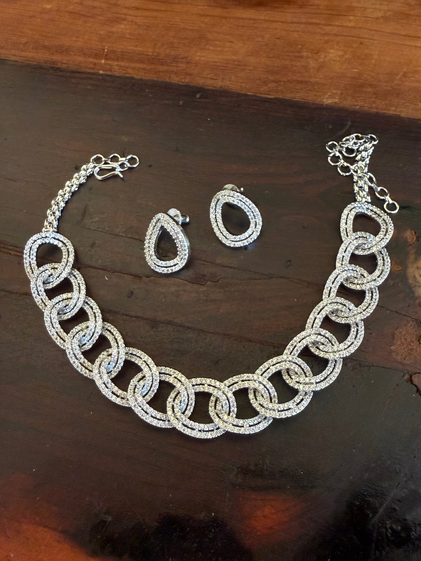 Laila Link Zircon Necklace Set