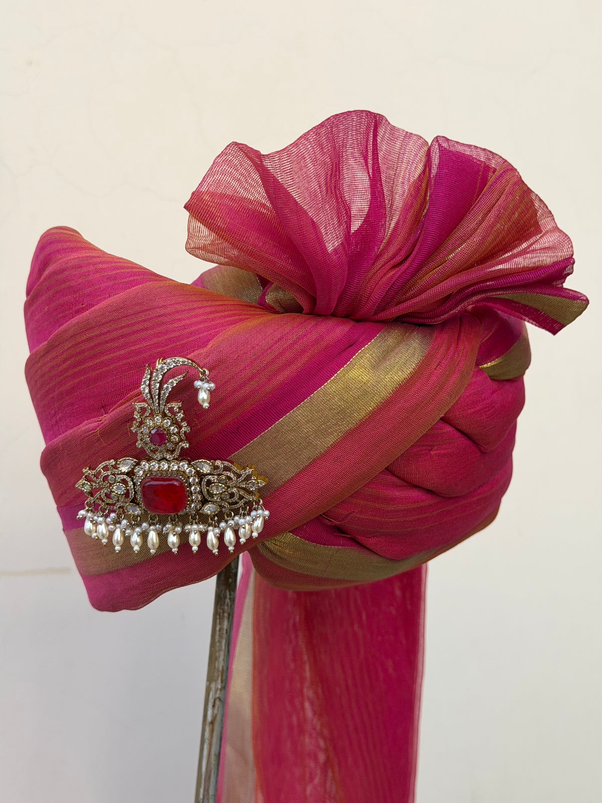 Udayveer Regal Polki Kalgi