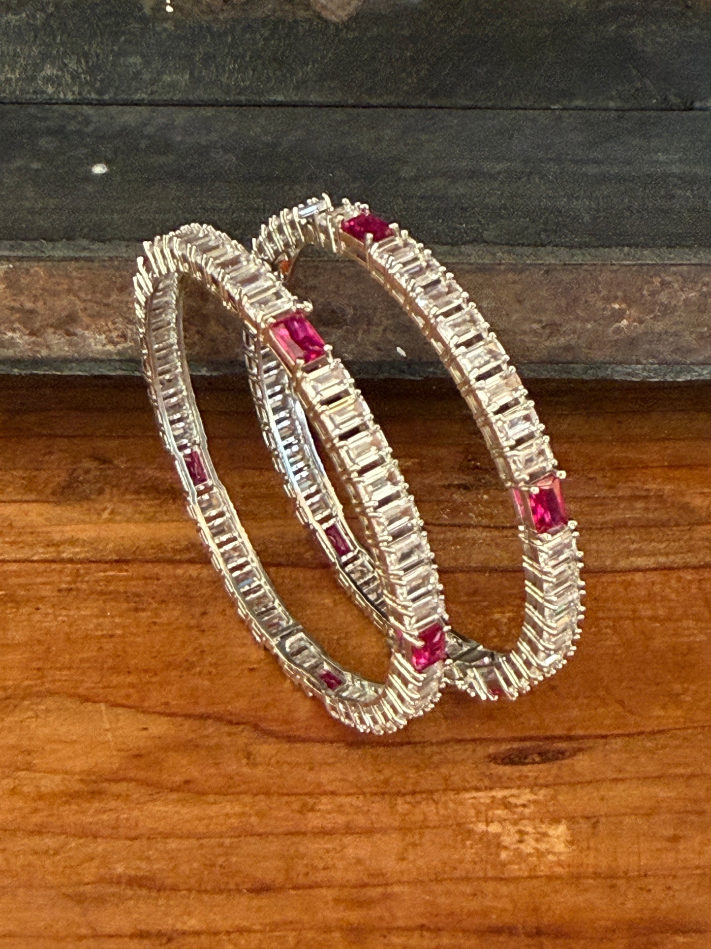 Dua Red Zircon Openable Bangle Set