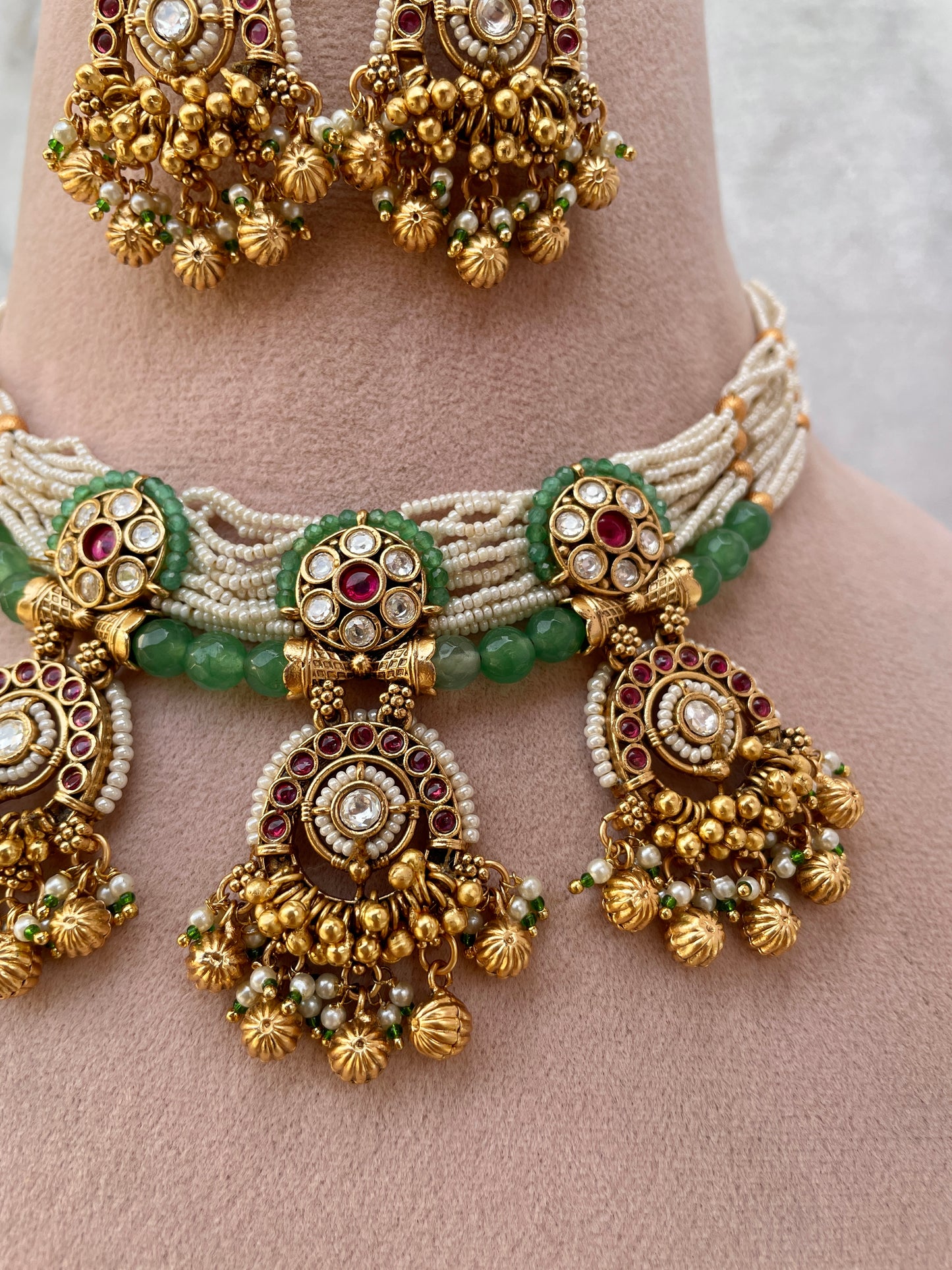 Agrima Antique Necklace Set