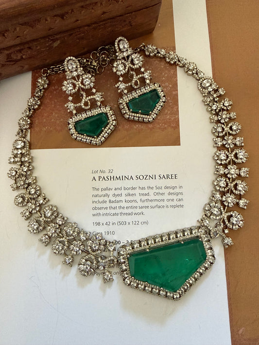 Warahi Emerald Zircon Necklace
