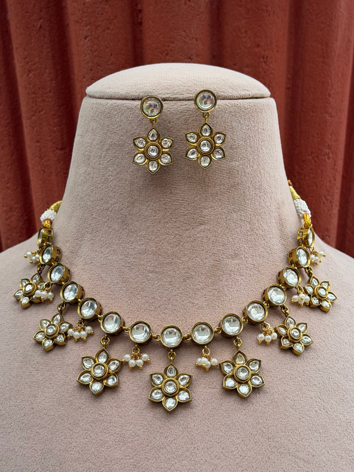 Enara Polki Necklace Set