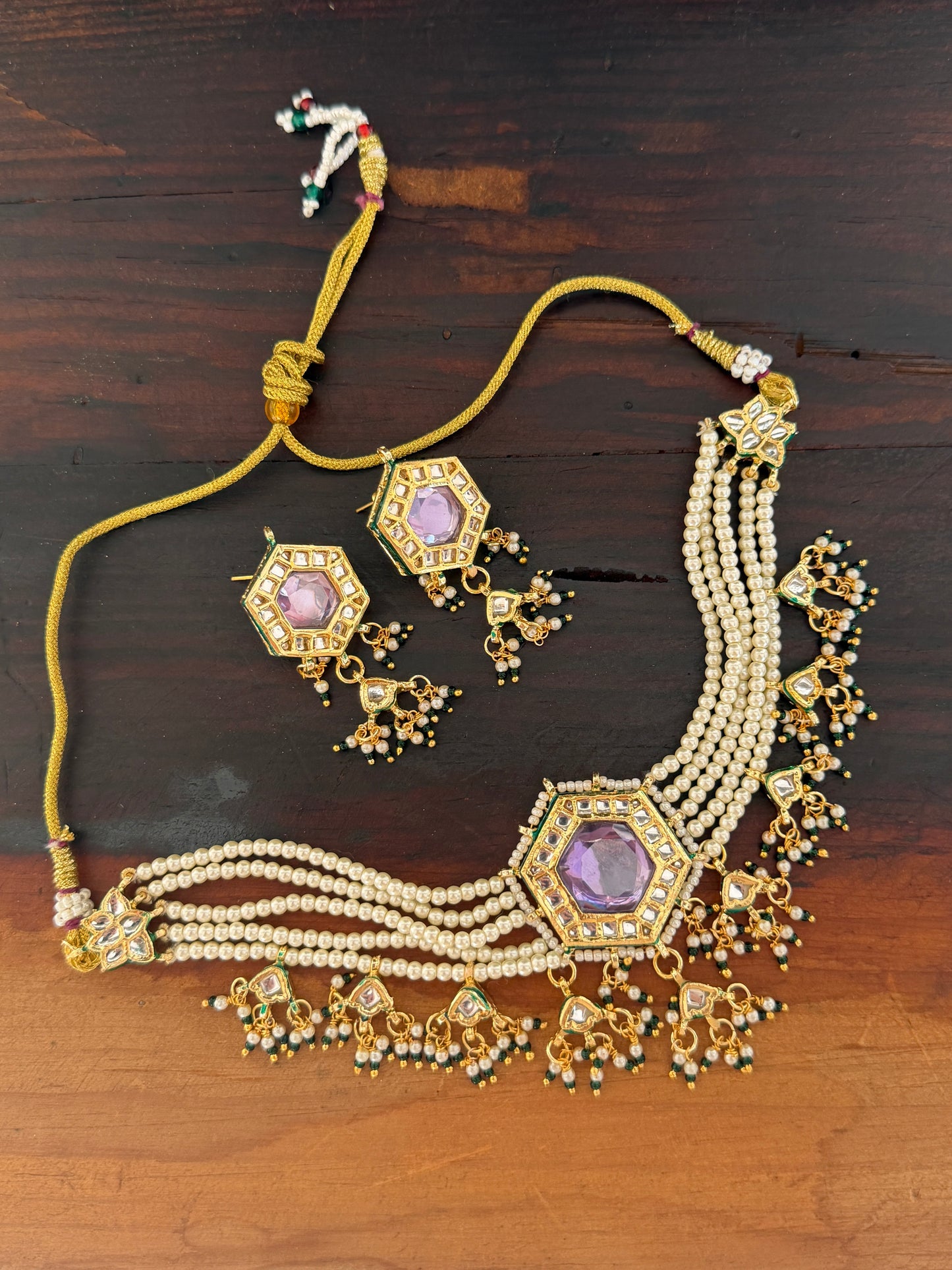 Kairav Jadau Choker