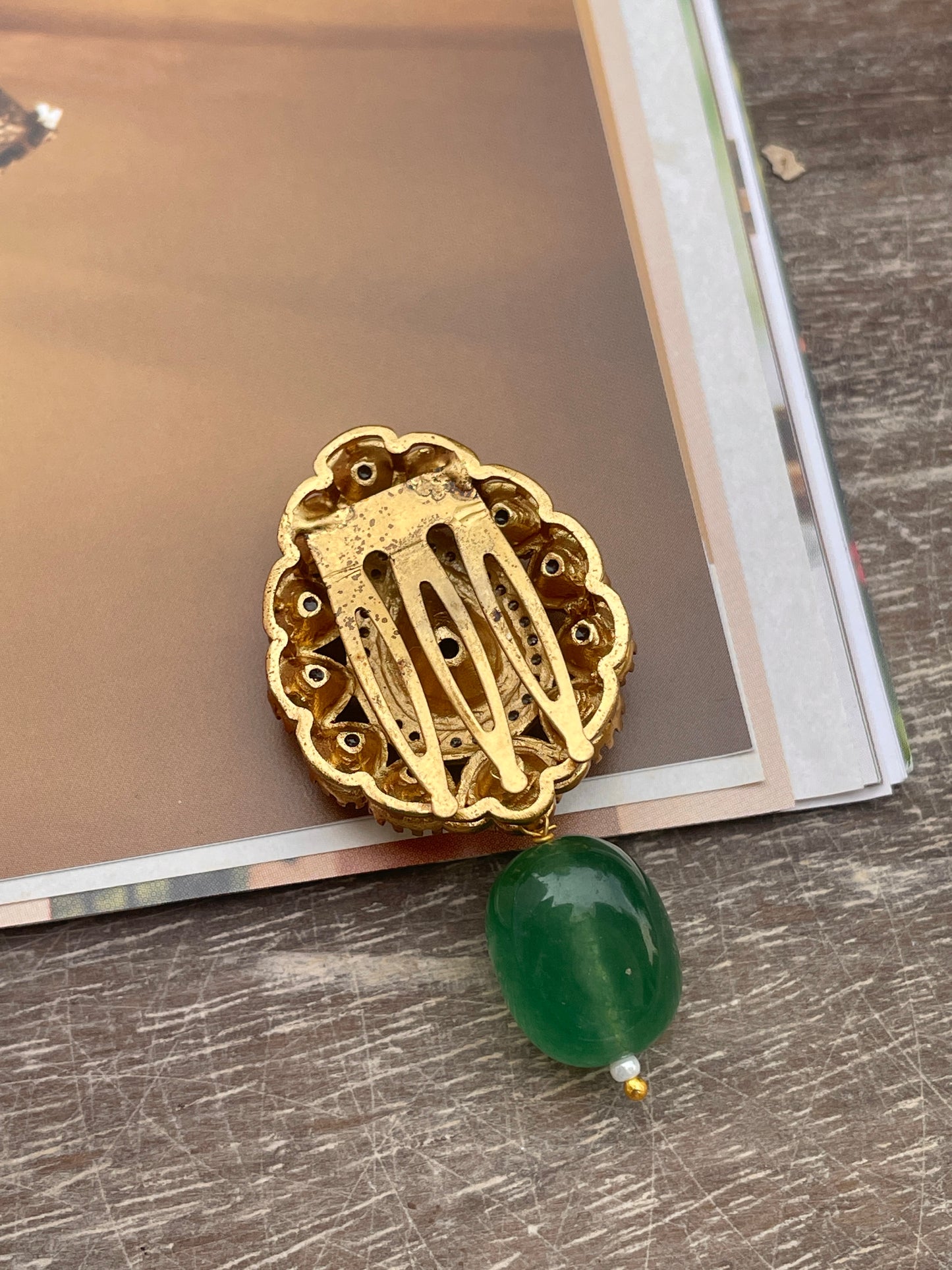 Shreen Polki and Emerald Hair Clip