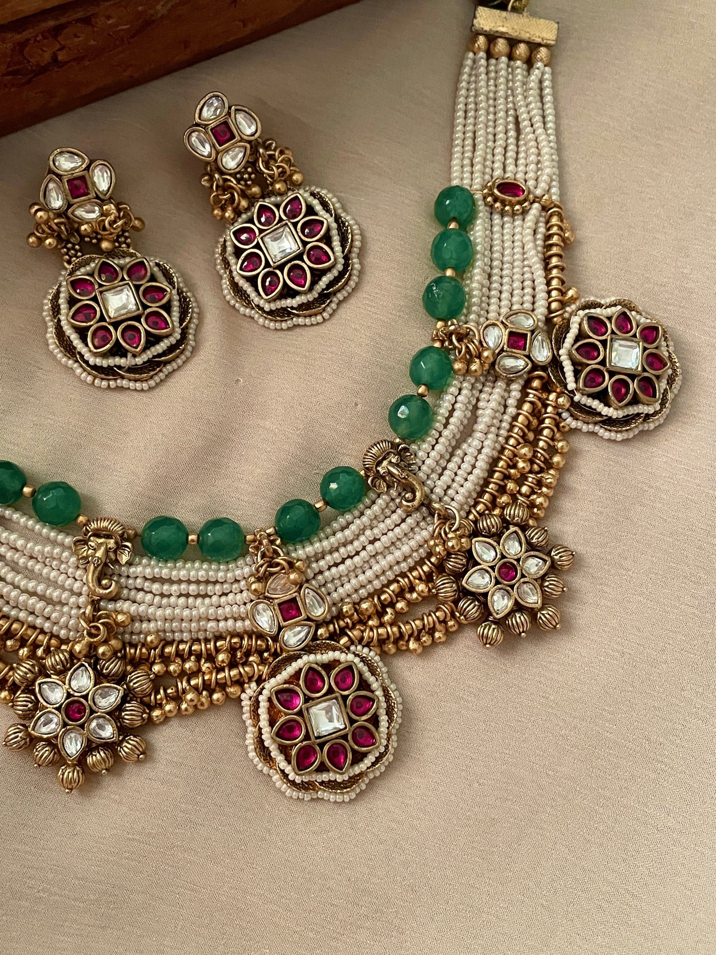 Sanja Antique Necklace Set