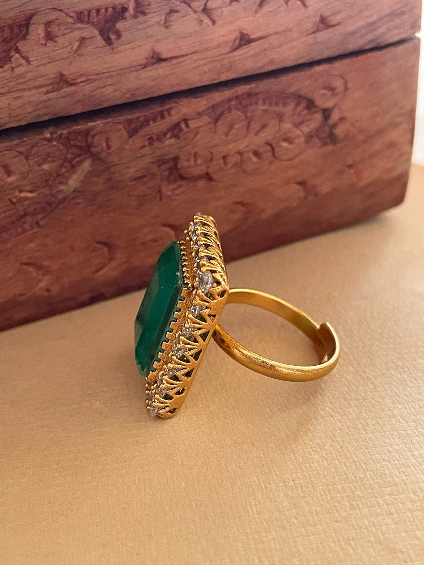 Diva - Emerald Doublet Adjustable Ring