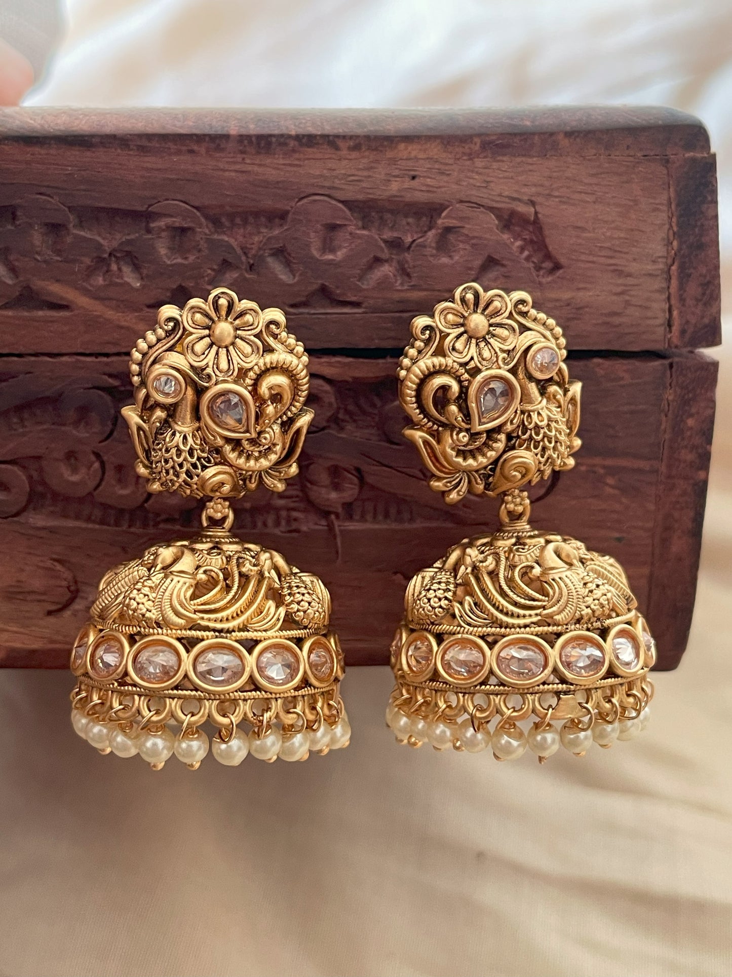 Amina Antique Jhumki