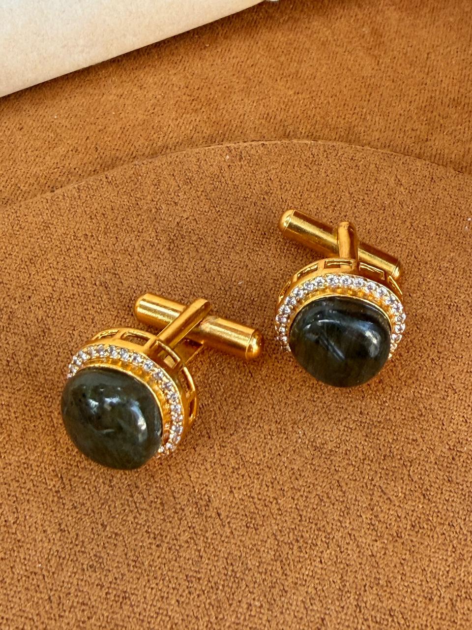 Apex Labradorite Round Cuff Links