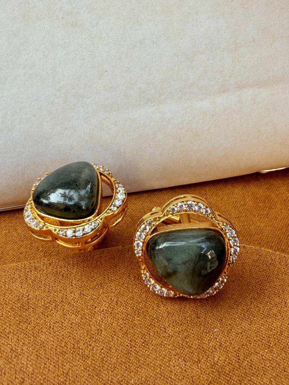 Apex Labradorite Floral Cuff Links